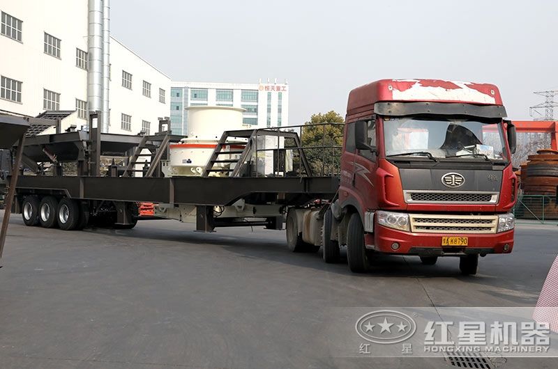 輪胎移動制砂設備發(fā)貨現(xiàn)場 輪胎移動制砂設備發(fā)貨現(xiàn)場